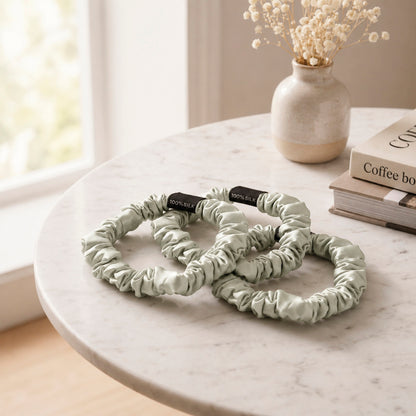 Set of 3 skinny scrunchies silk - Aflora Sage green