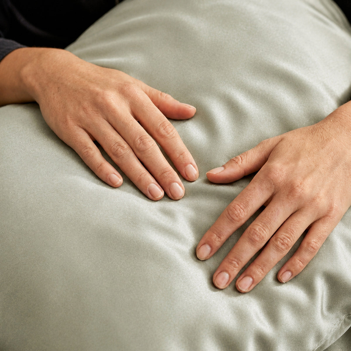 Pillowcase - 100% mulberry silk 19 momme - Brume de soie - sage green