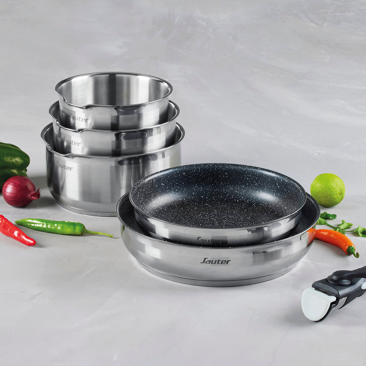 Set of 3 stainless steel sauce pans + 2 frypans non-stick coating + 1 removable handle - Silver/ black
