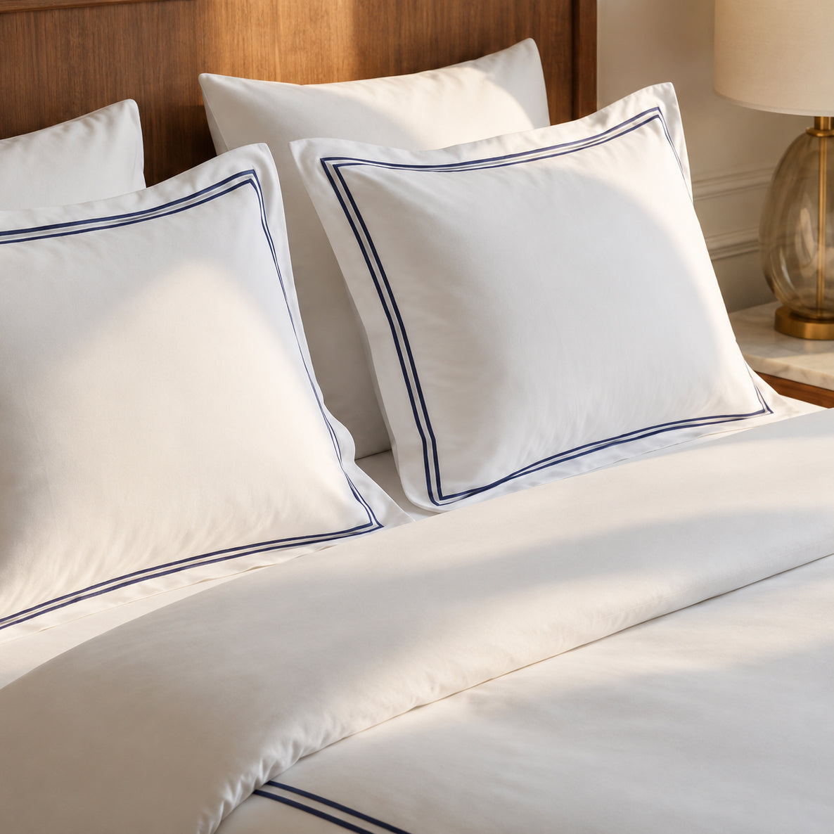 Duvet cover and pillowcase(s) set - 100% cotton sateen TC200 - Nîmes - dark blue / white