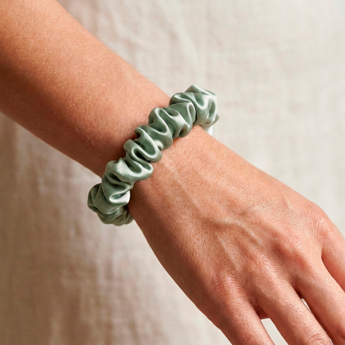 Set of 3 skinny scrunchies silk - Néora Sage green - D 6 cm