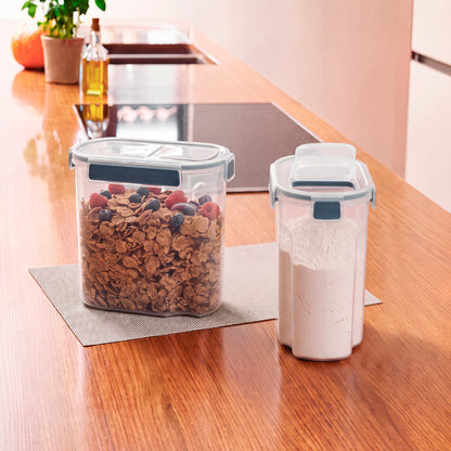 Plastic container with lid 23.5 x 12.5 x 20.5 cm