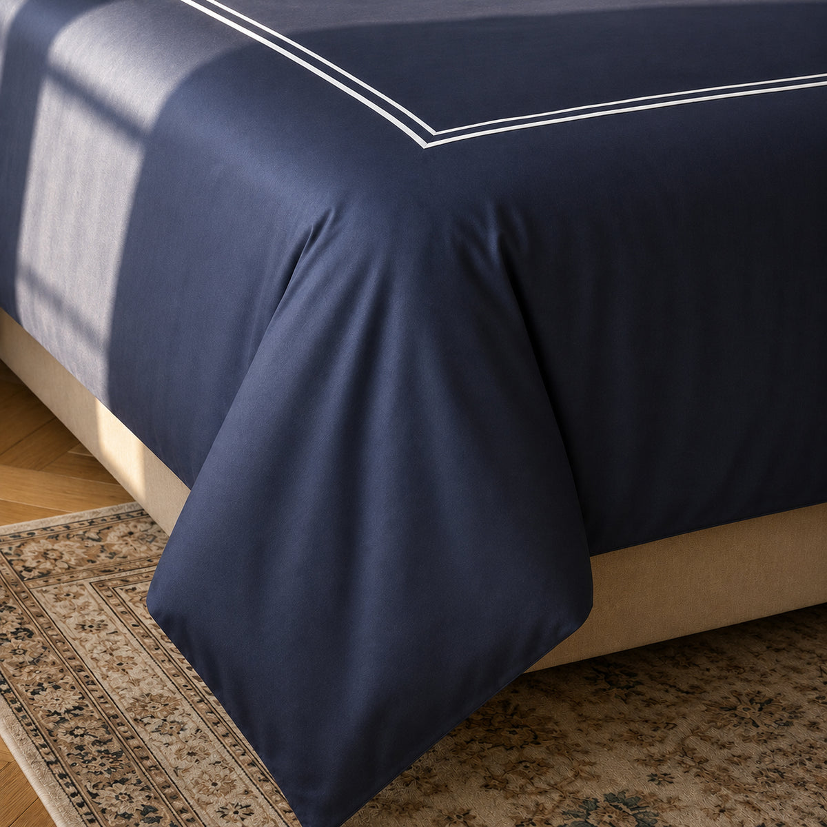 Duvet cover and pillowcase(s) set - 100% cotton sateen TC200 - Nîmes - white / dark blue
