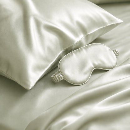 2-piece set with eyemask - 100% mulberry silk 19 momme - Brume de soie - sage green