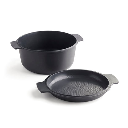 Enamelled cast iron casserole with multifunctional lid - black - 26 cm