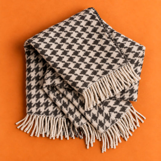 Ultra-soft woven throw - cotton blend - Pied de poule - black / white Default Title