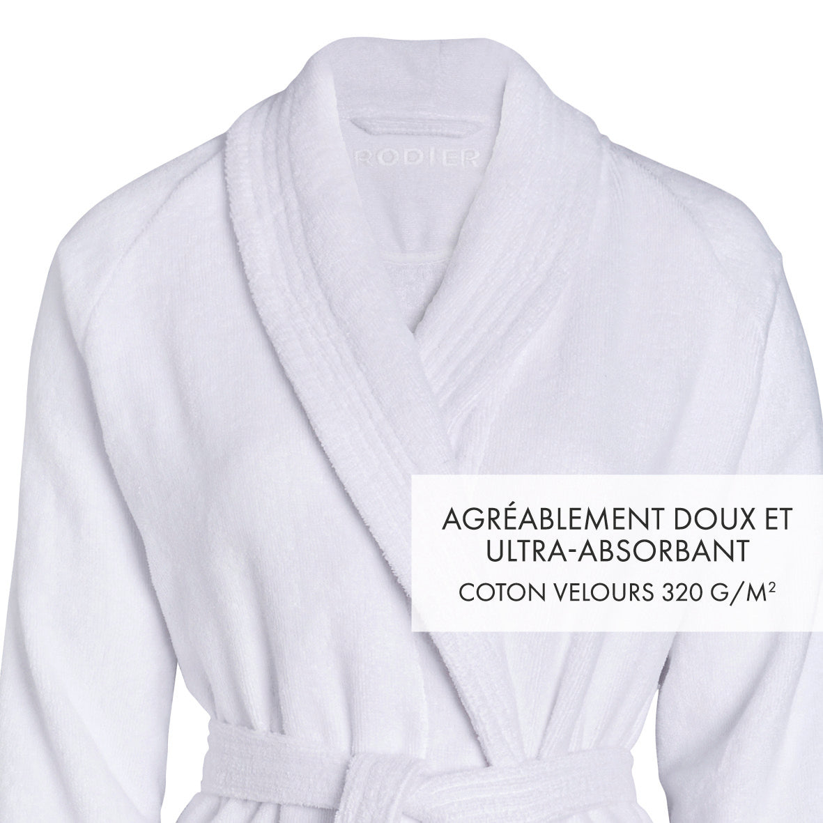 Bathrobe with shawl collar White
