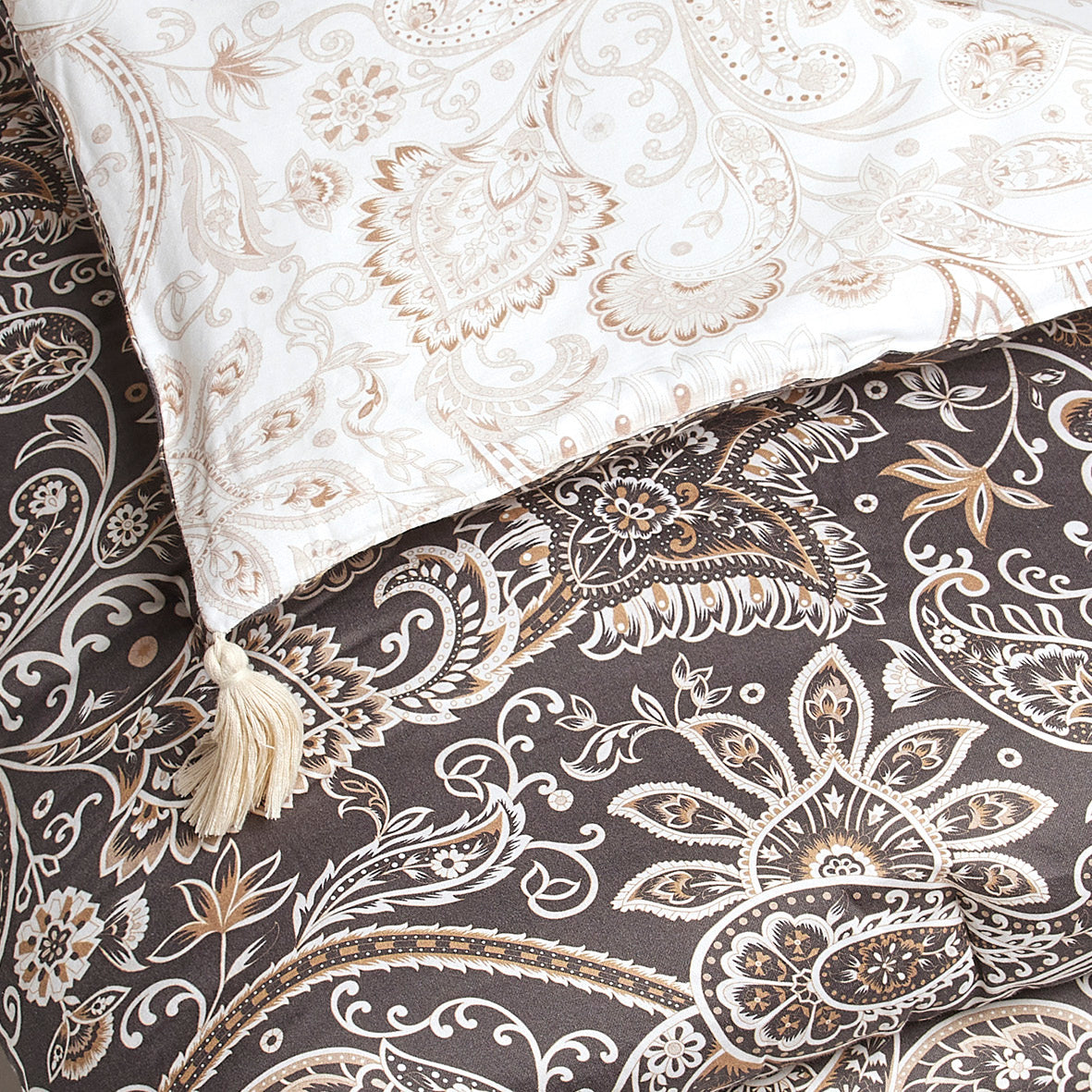 Quilt with tassels in cotton satin - Indienne Taupe